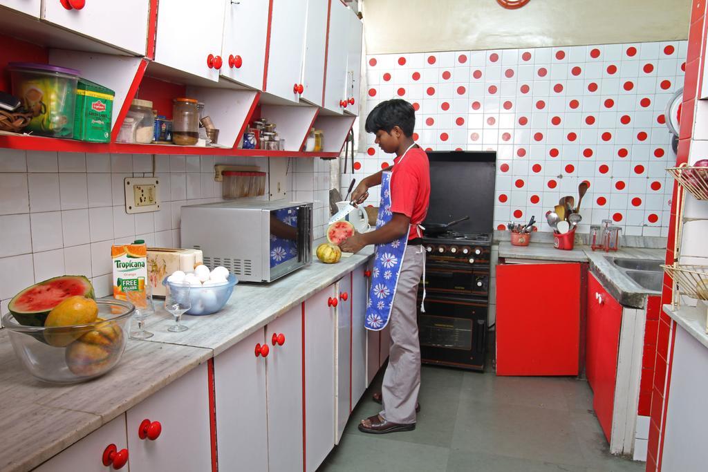 Nina Kochhar'S Homestay Нью-Дели Экстерьер фото