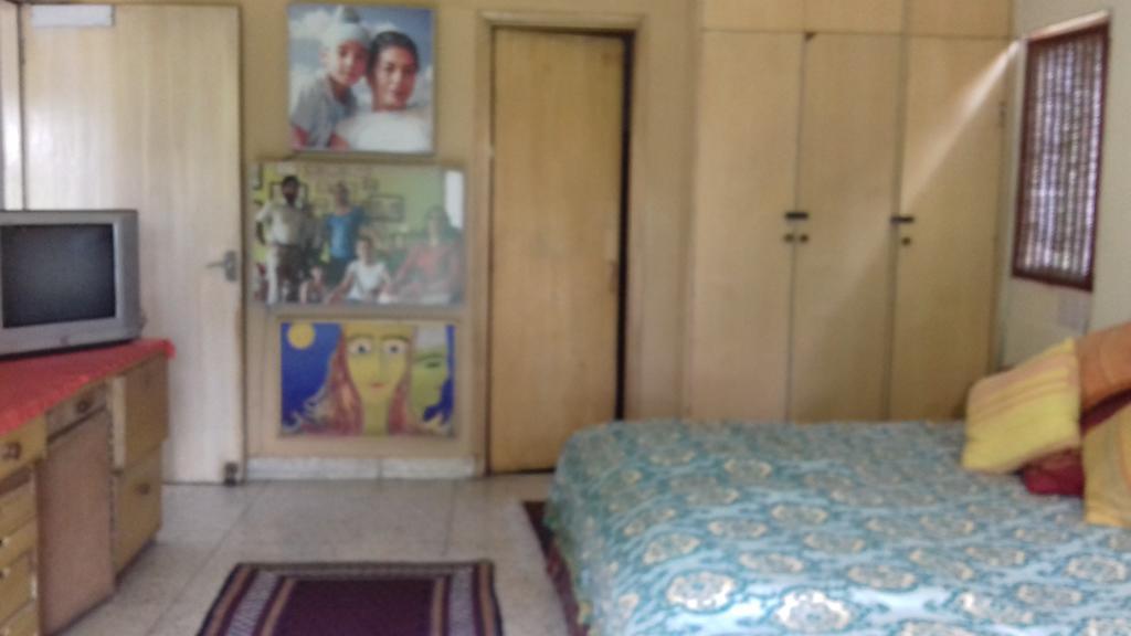 Nina Kochhar'S Homestay Нью-Дели Экстерьер фото